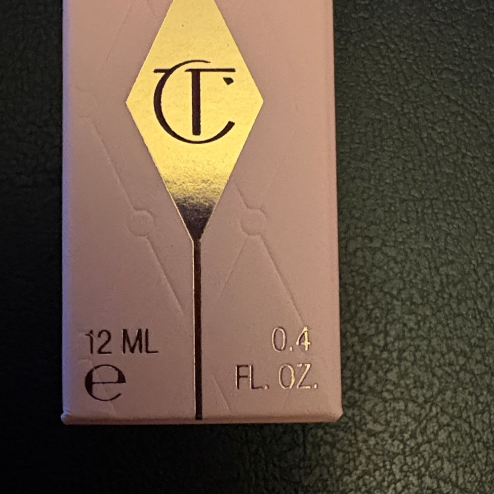 Charlotte Tilbury Beauty Light Wand - Radiant Pink - Picture 9 of 10